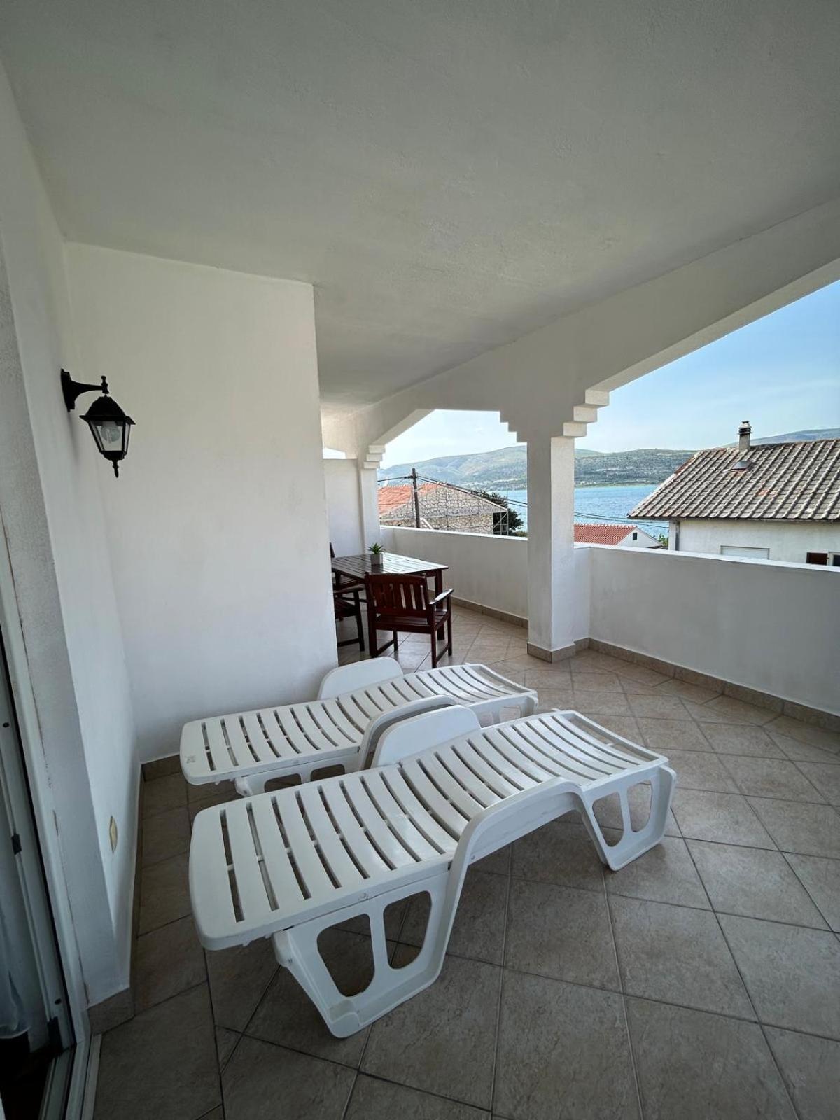Apartmani Grgic Traù Esterno foto