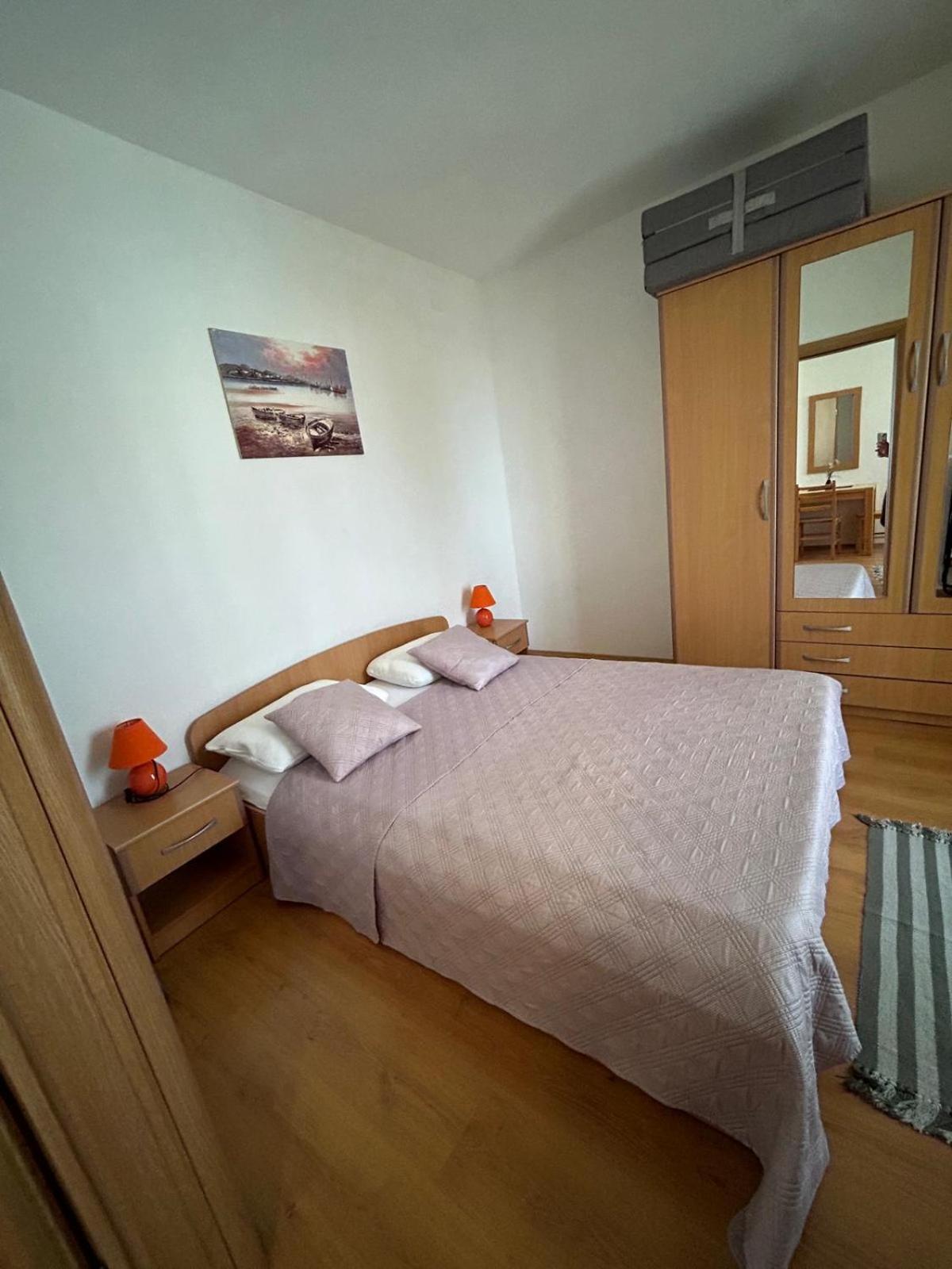 Apartmani Grgic Traù Esterno foto