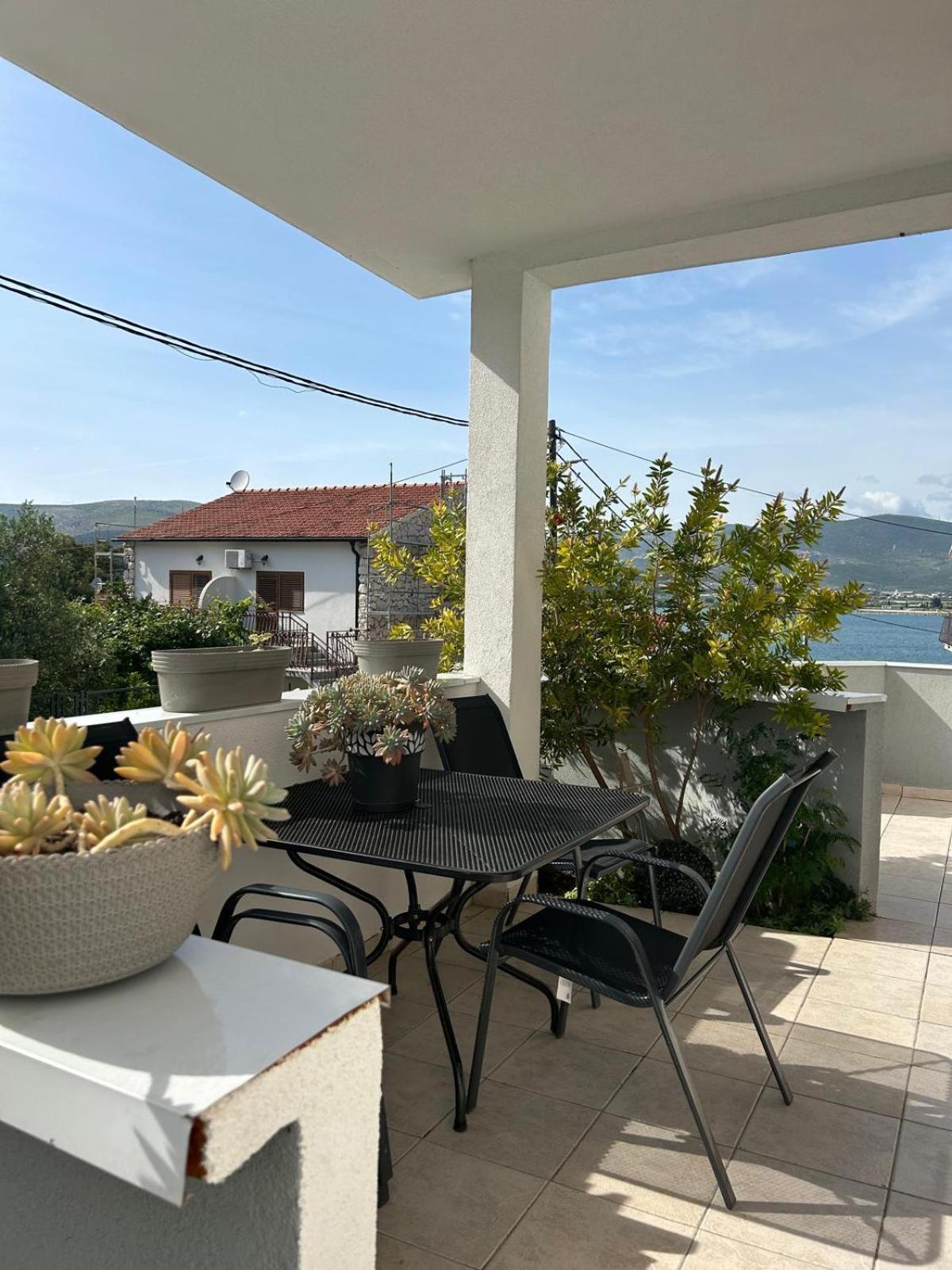 Apartmani Grgic Traù Esterno foto